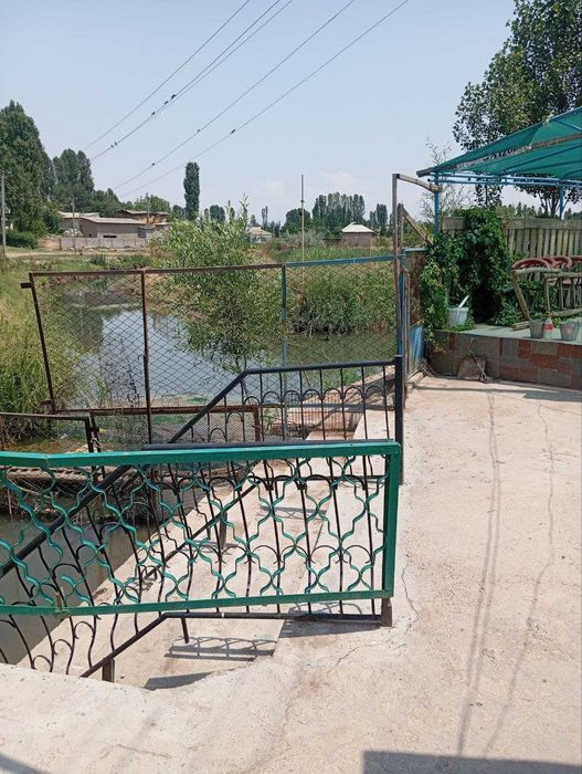 Dacha sotiladi Nurafshonda