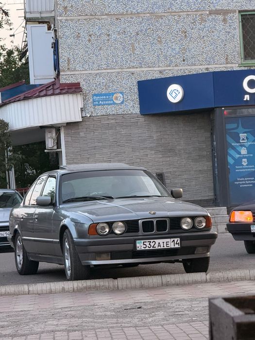 Продам БМВ Е34  1993 год 2.0 обьем