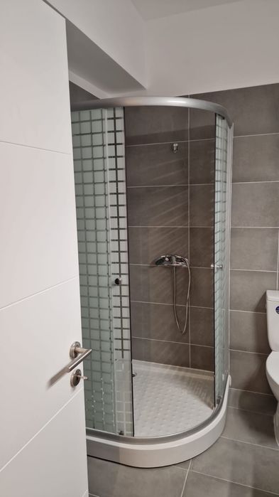 Inchiriez garsonieră 38mp utili 10minute metrou