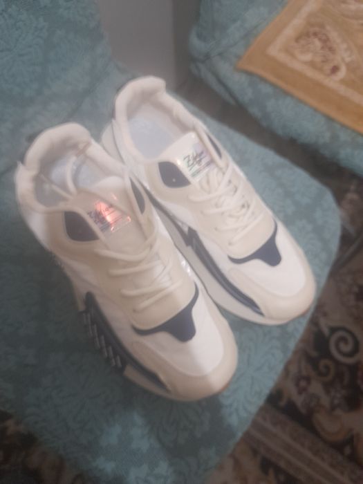 Кроссовки мужские