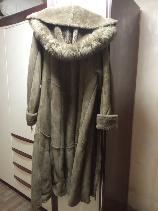 Продам женскую дубленку