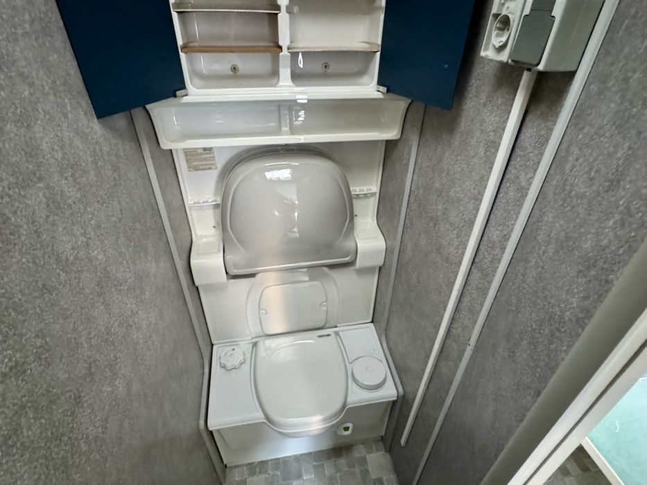 Каравана Delta 3900 TZ – 1998 г.