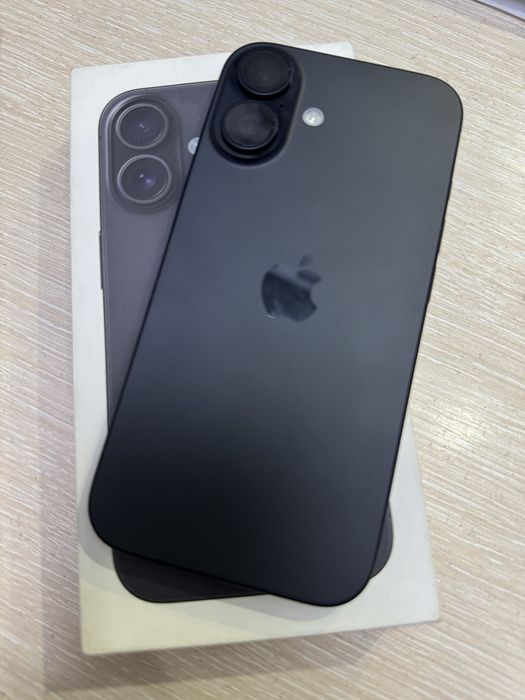 Apple Iphone 16 128 гб АКБ 100%