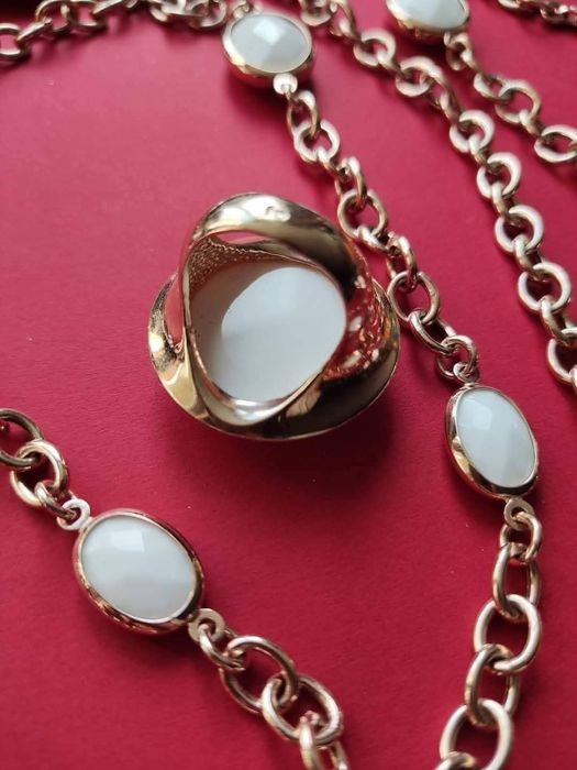 Луксозен сребърен комплелт с Бял Оникс