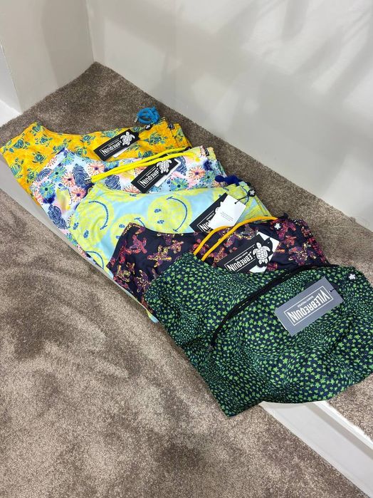 Мъжки бански различни модели