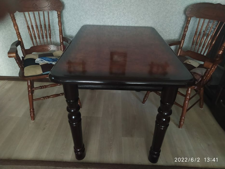 Стол обеденный- журнальный