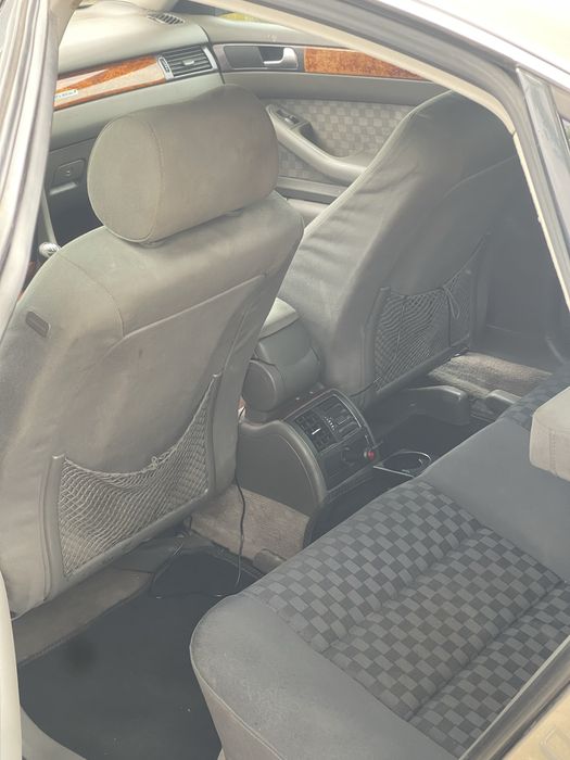 Audi A6 2.5 quatrro