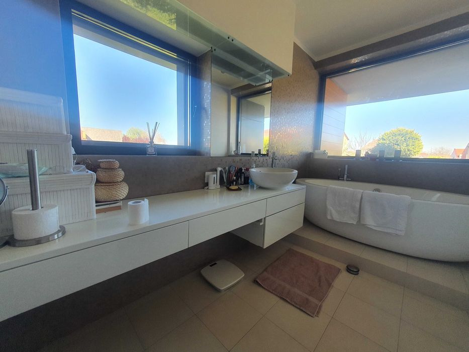 Vand vila proiect UNICAT zona exclusivista Braytim