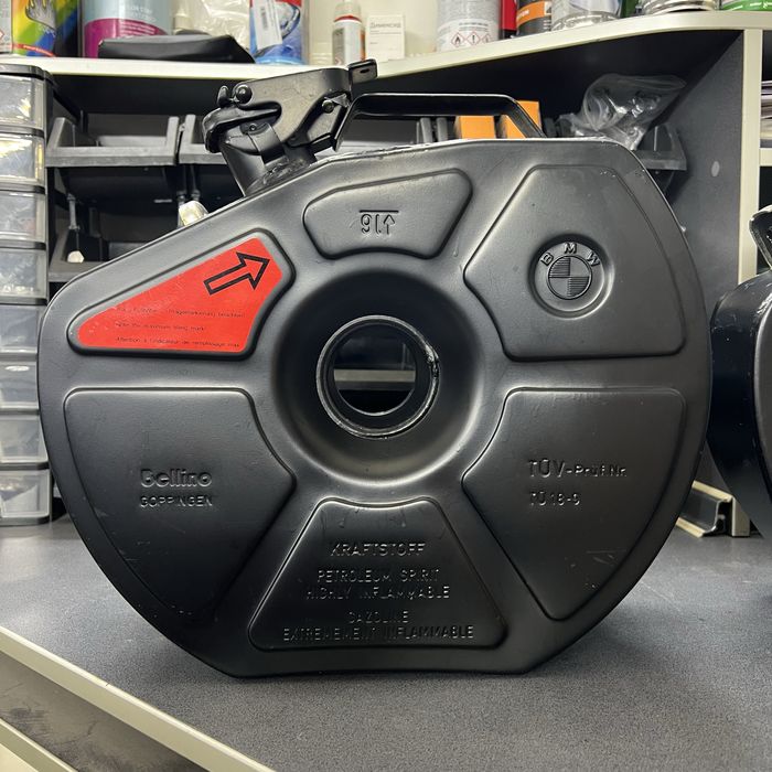 Оригинальные канистры BMW 9L