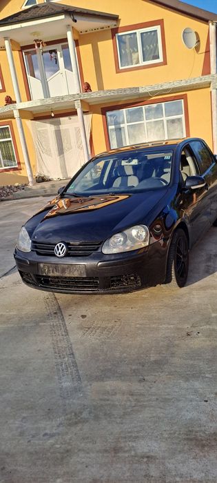 Dezmembrez vw Golf 5 2.0 bkd Motorul se da cu proba