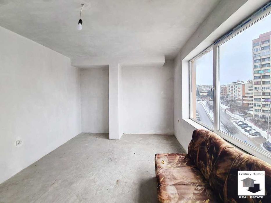 Продава се Тристаен апартамент в Велико Търново, Колю Фичето - 73 кв.м за 804 €/кв.м - Снимка #2