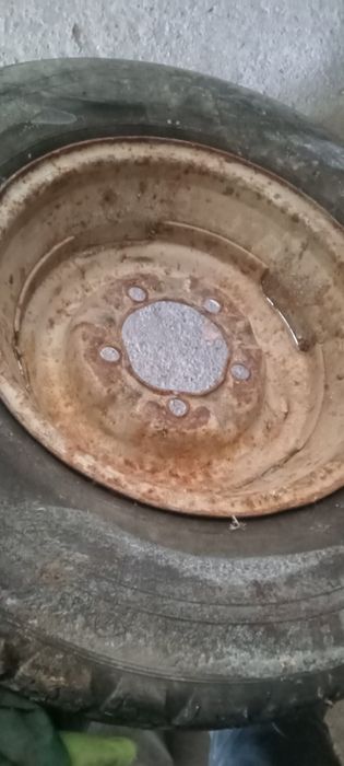 Продам два колеса