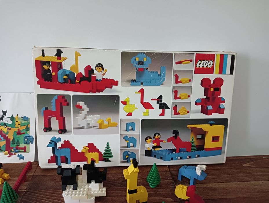Продавам Lego 258 ZOO