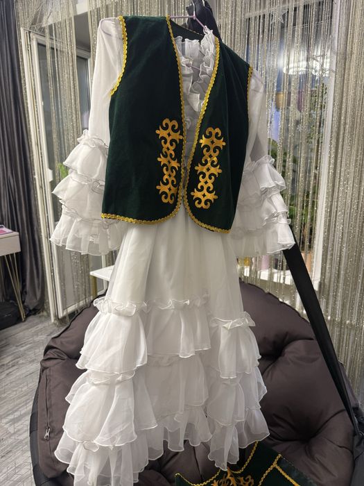 Национальное платье. 38 р.