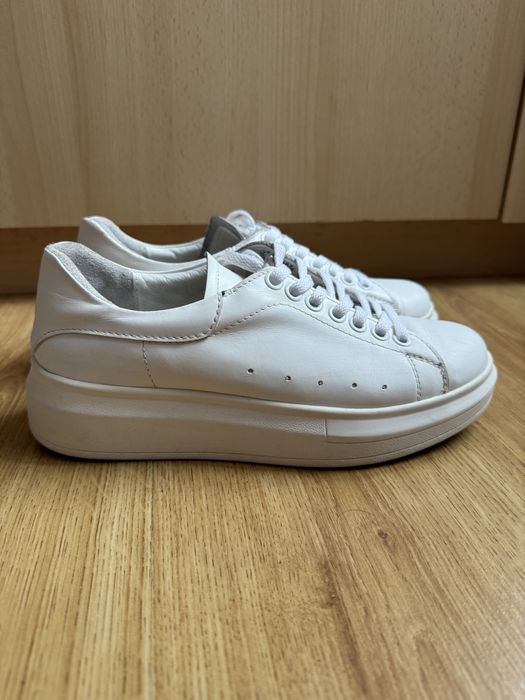 Adidași albi piele naturală