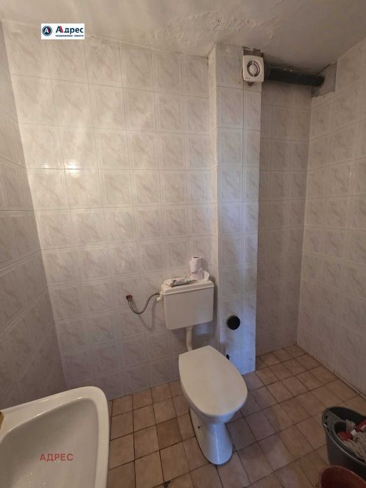 Продава се Тристаен апартамент в Видин, Център - 101 кв.м за 1136 €/кв.м - Снимка #12