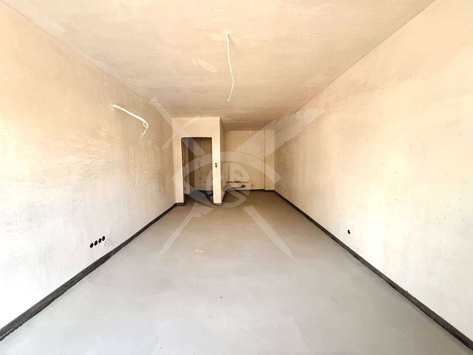 Продава се Двустаен апартамент в Пловдив, Коматевски възел - 72 кв.м за 815 €/кв.м - Снимка #1