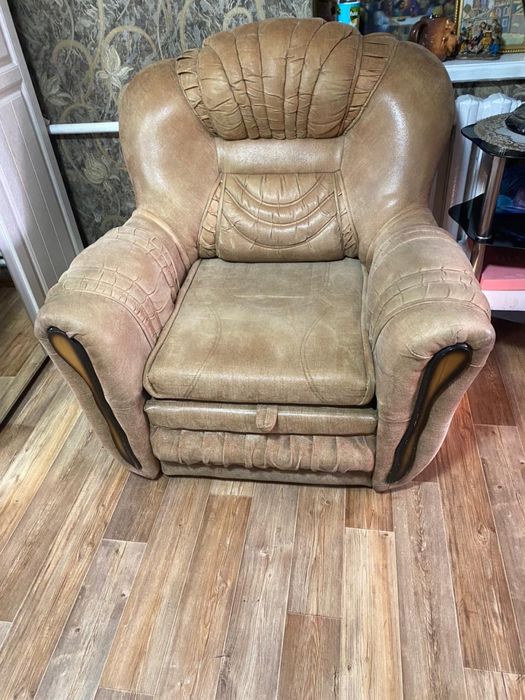 Диван и кресло !