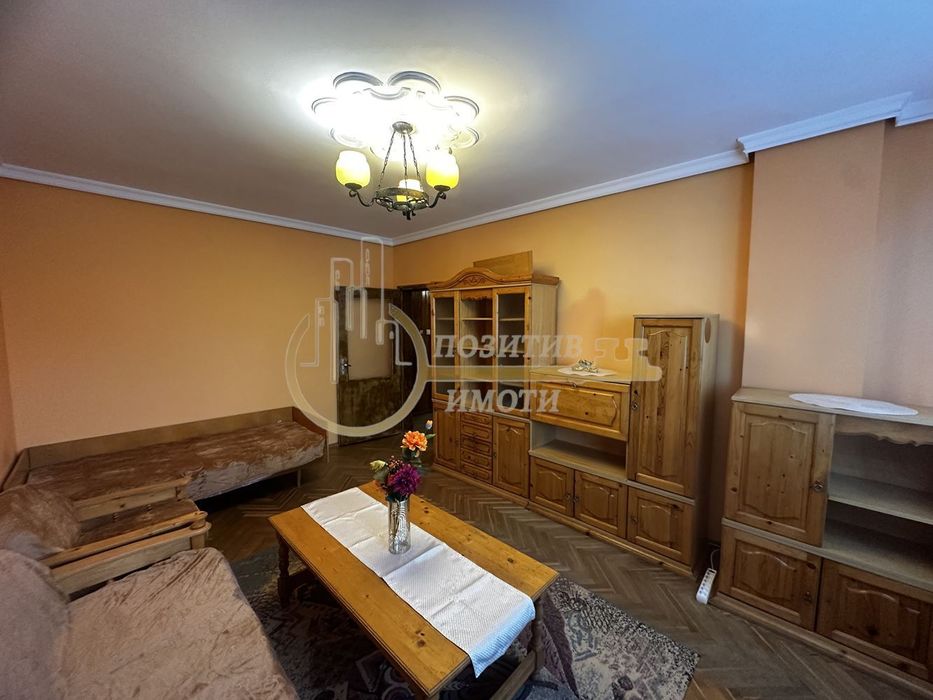 Дава се под наем Двустаен апартамент в София, Красно село - 65 кв.м за 561 € - Снимка #2