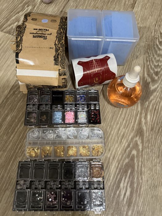 Продам все для маникюра Б/У