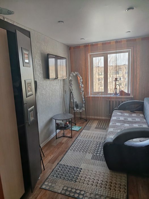 Продам 4 комнатную квартиру