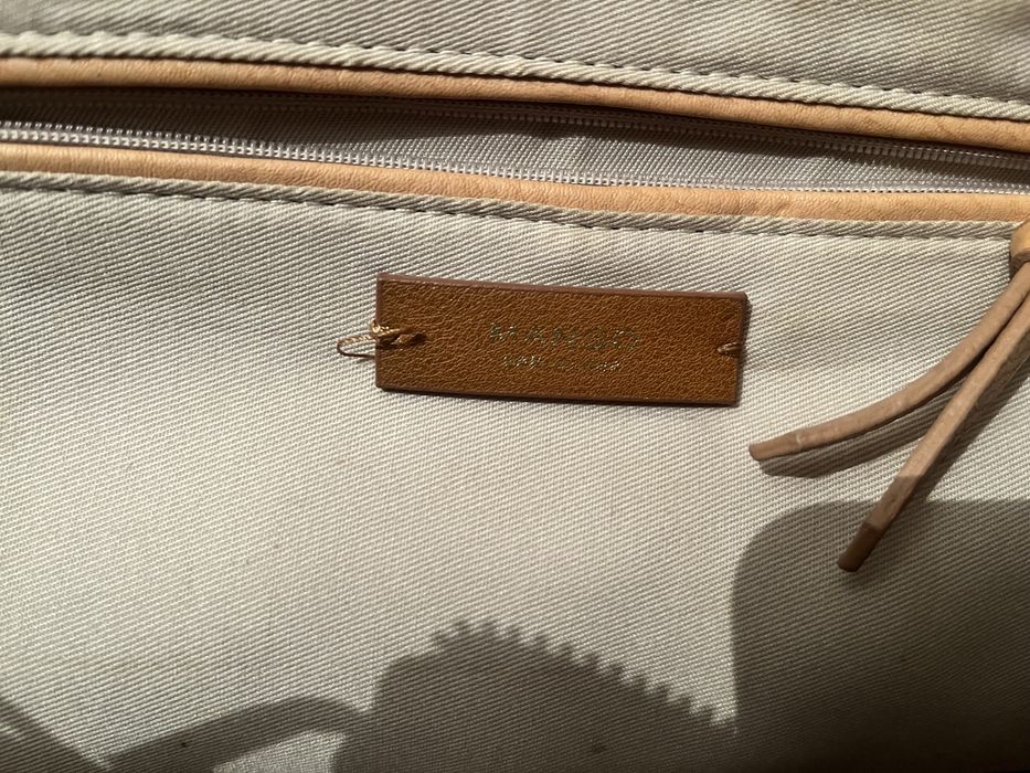 Poseta Mango utilizata