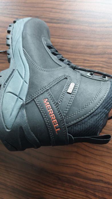 Туристически обувки 42 н