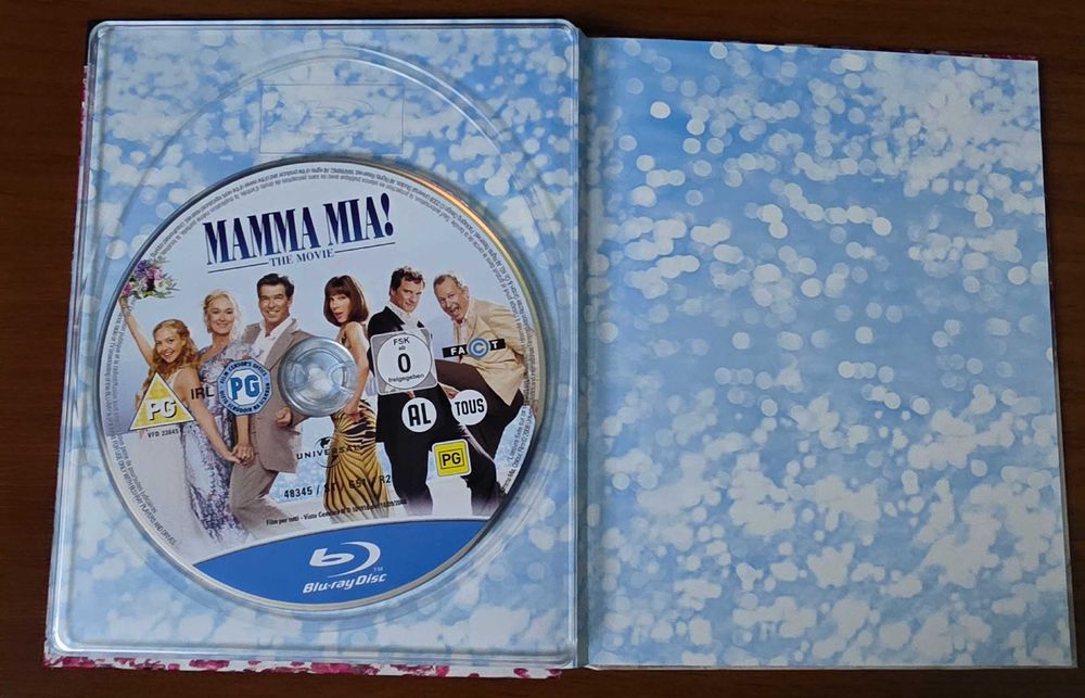 Vand digibook bluray Mamma Mia!m nerulat, nou, editie Film Arena