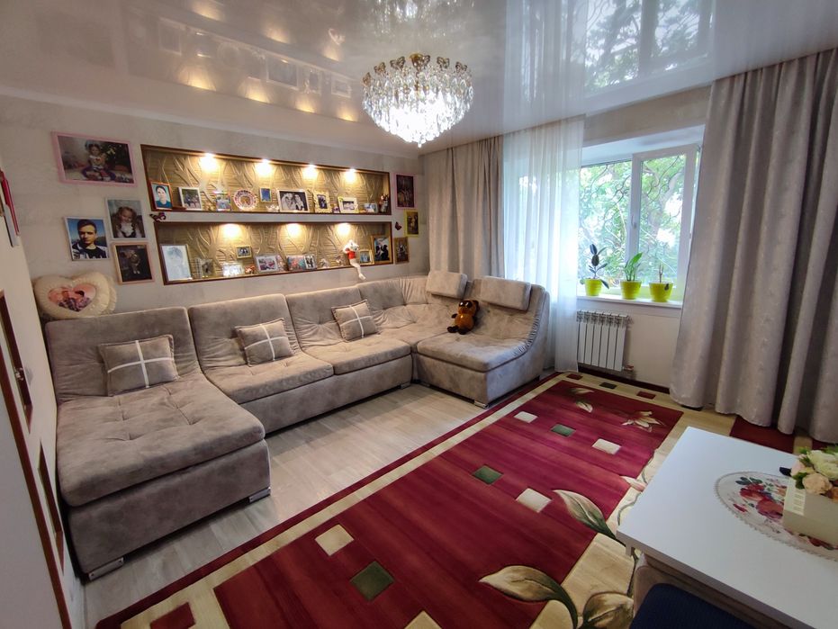 Продается 2-комн (9-43, 1 эт)