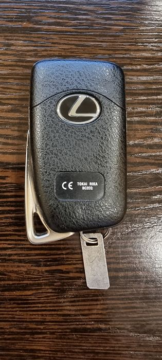 Смарт ключ Lexus ES