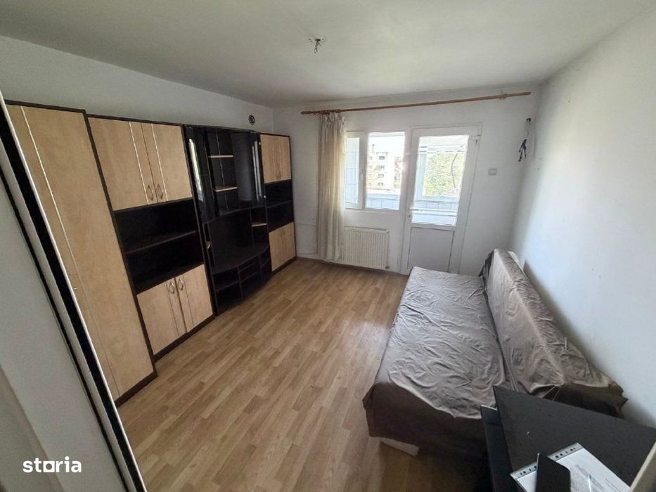 Focsani - str. Echitatii, Garsoniera 20 mp - etaj 4/4