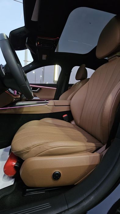 Mercedes Benz W 214 E 300 New