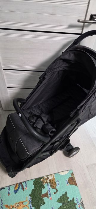 Продам коляску срочно