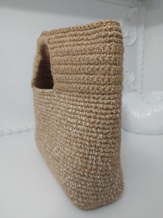 Ръчно плетена чанта от юта
