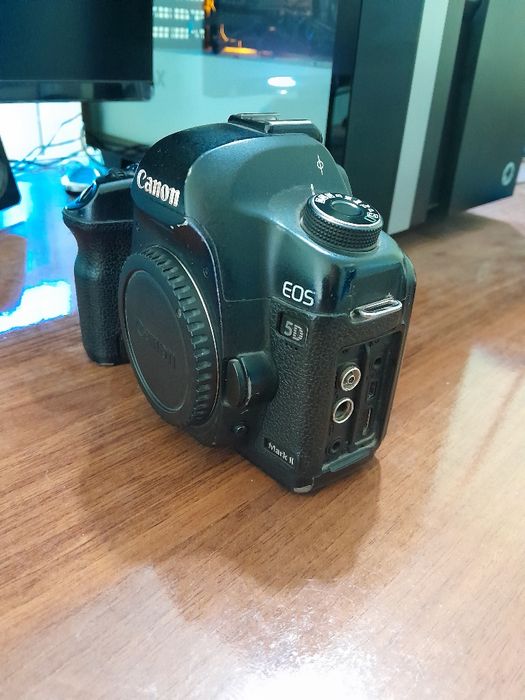 Canon 5 D marq II bodiy