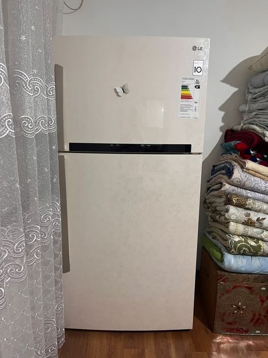 Холодильник от компания LG