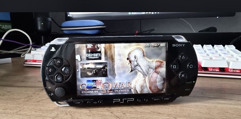 Игровая приставка PSP
