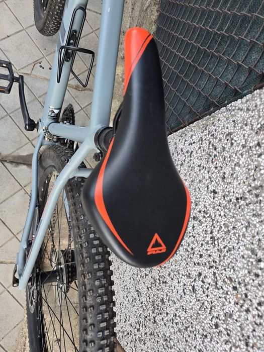 Алуминиев 29 цола L размер рамка Fuji nevada one 3x8 Shimano Като нов