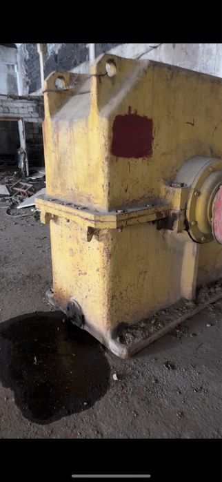 Продам редуктор ц4-2280
