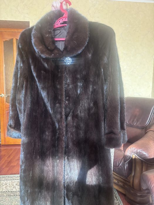 Продам шубу норковую