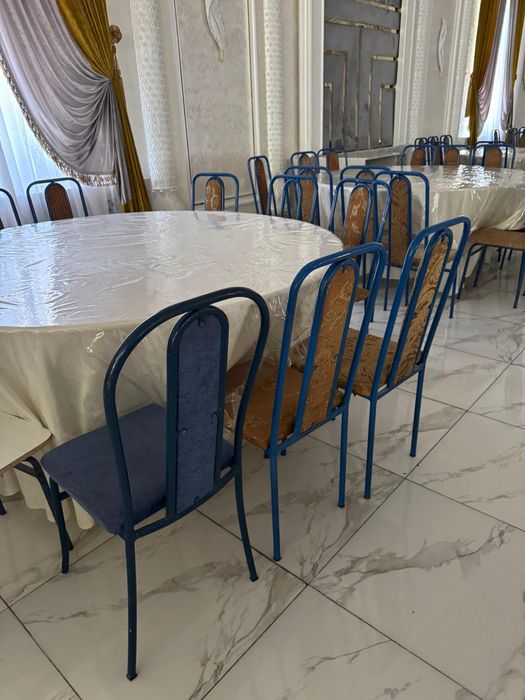 Продам стулья вместе с чехлами