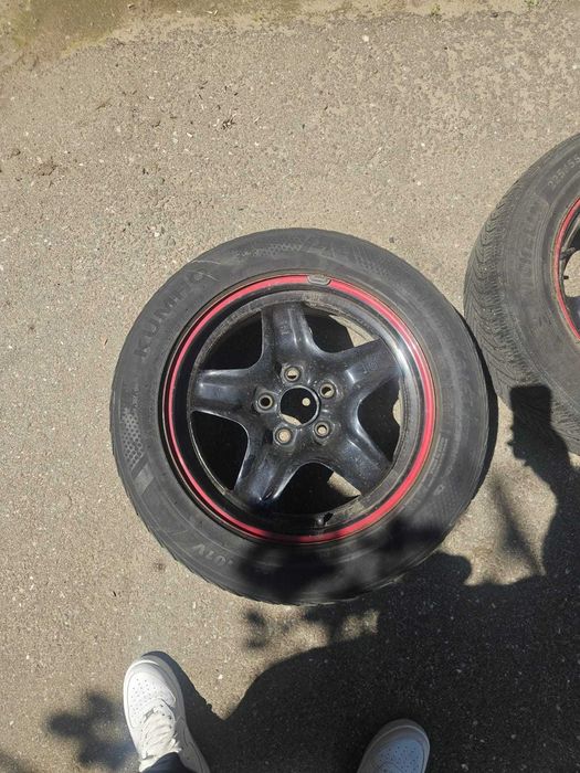 Vând roti de Opel 225/45 R17 în stare buna, de iarna( pot fi folosite încă 2 sezoane) - 4 roti