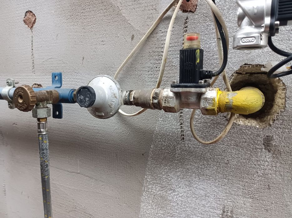 Vind butelii tot sistemul