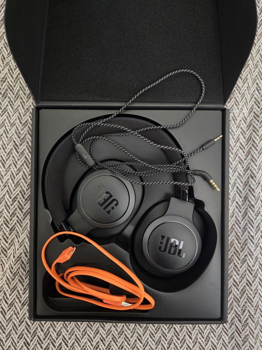 Наушники JBL Live 500 BT