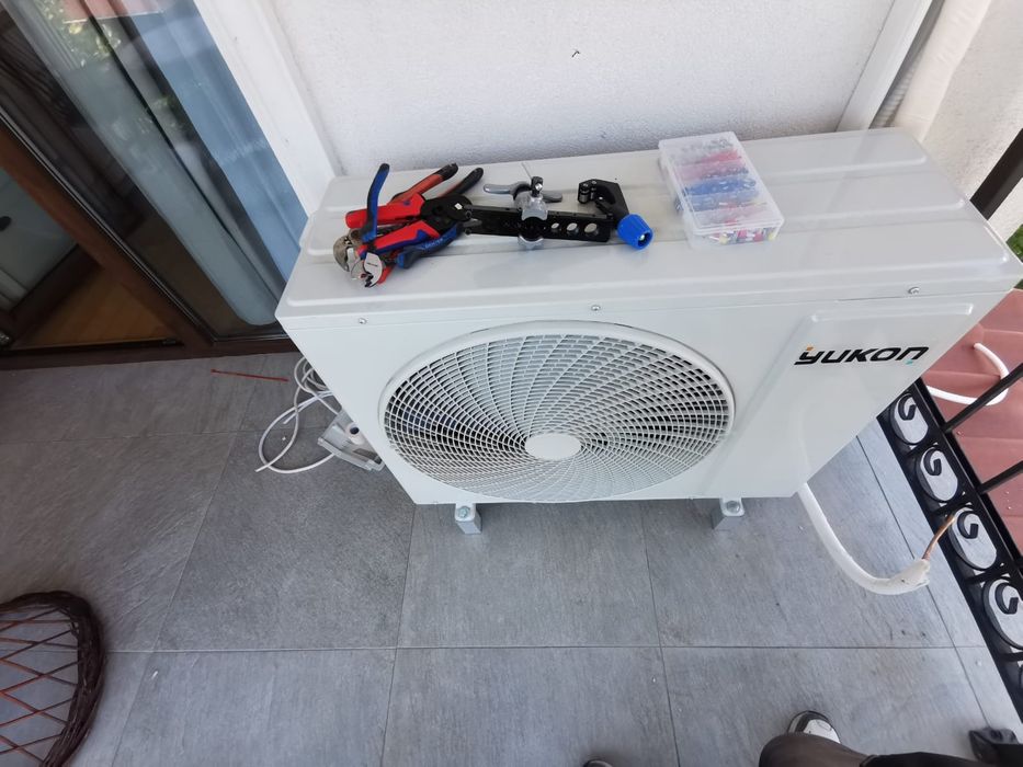 Montaj/ instalare aer conditionat/încărcare AC