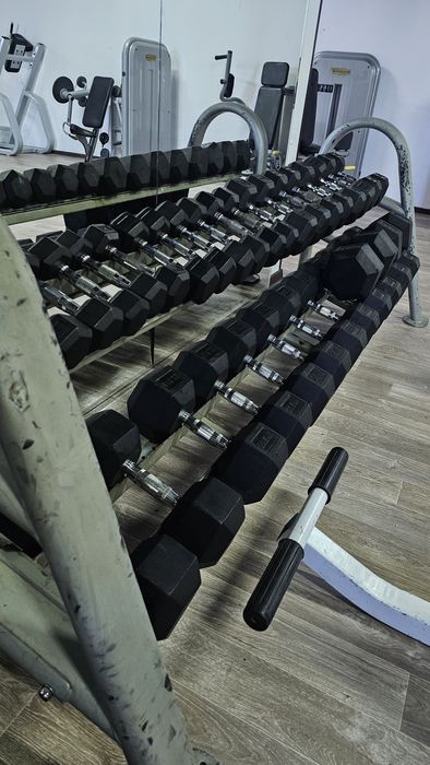 Продам оборудование для фитнес-зала