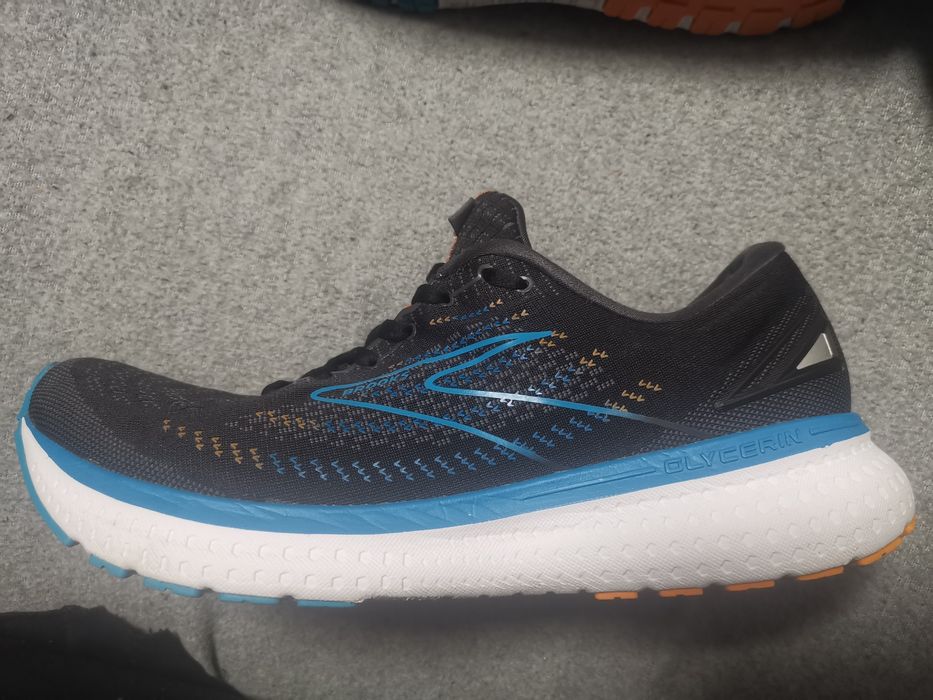 Adidas runing brooks glycerin 19 mas 45