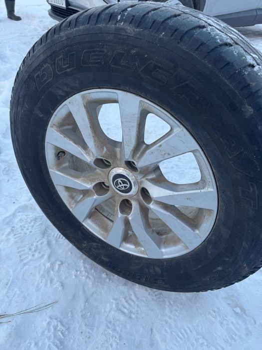 Диски летние с шинами 285/60/R18