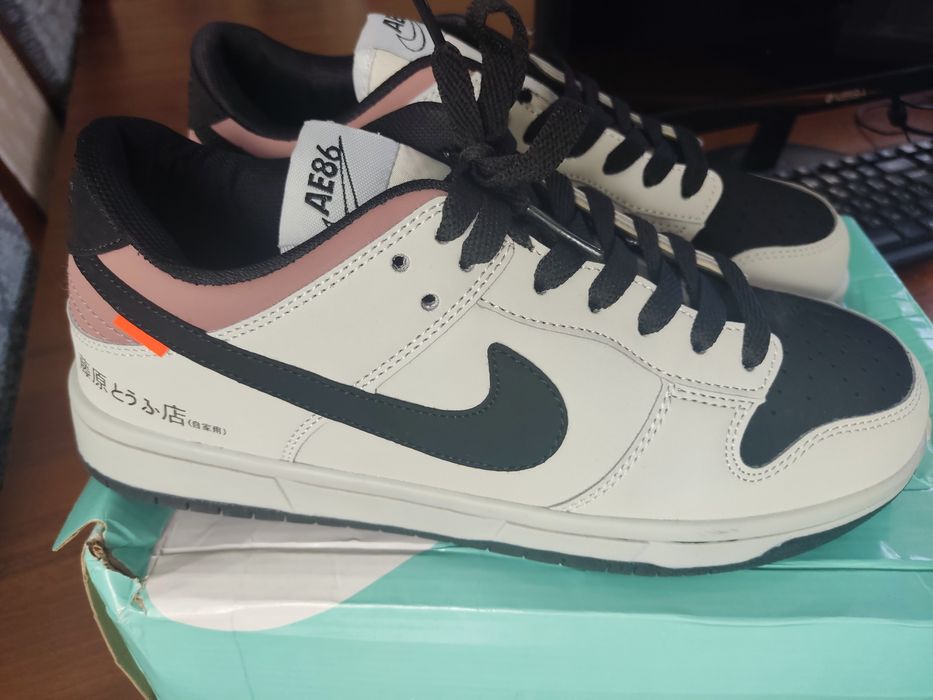 Продам кроссовки