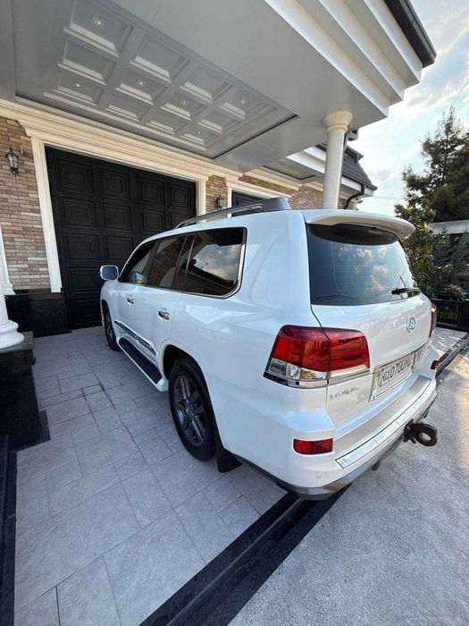 Продается Lexus 570 LX Sport